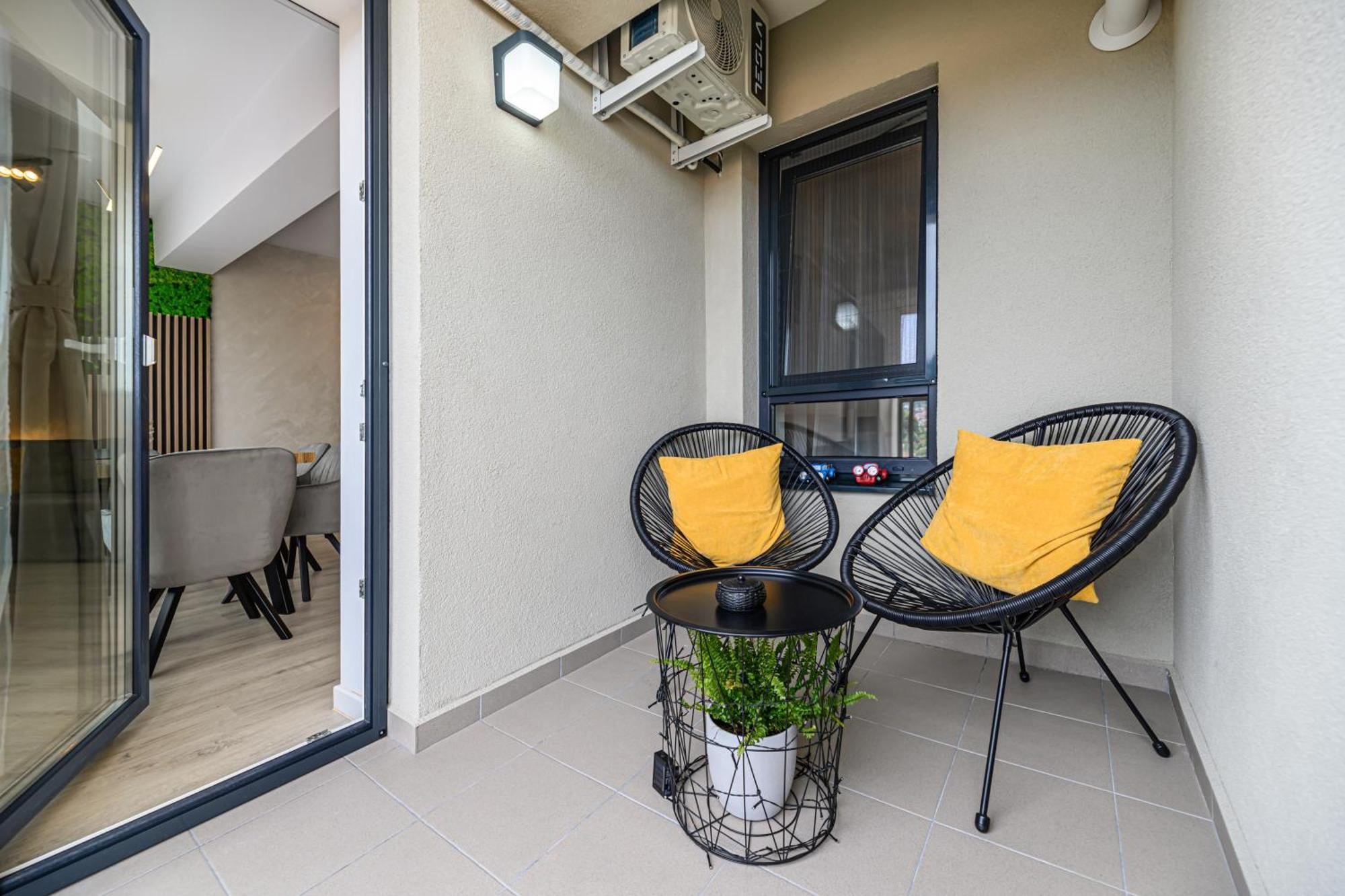 Mountain View Retreat Apartment - בראשוב מראה חיצוני תמונה